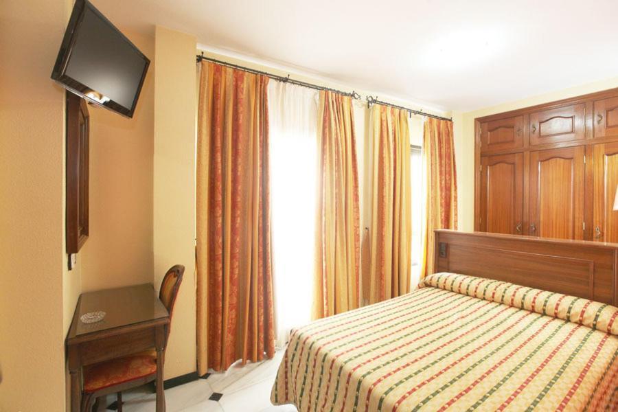 Hotel El Cisne Kordoba Pokój zdjęcie