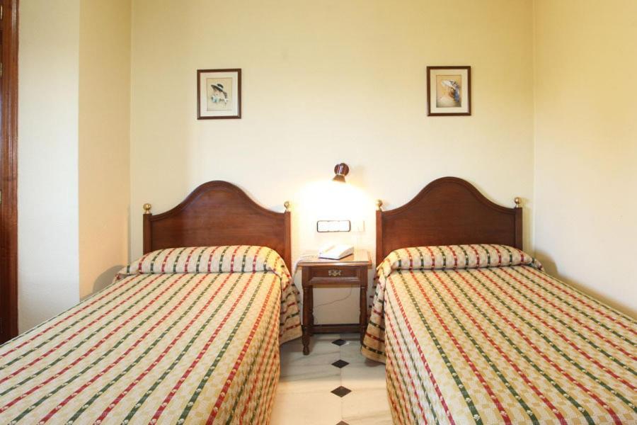 Hotel El Cisne Kordoba Pokój zdjęcie