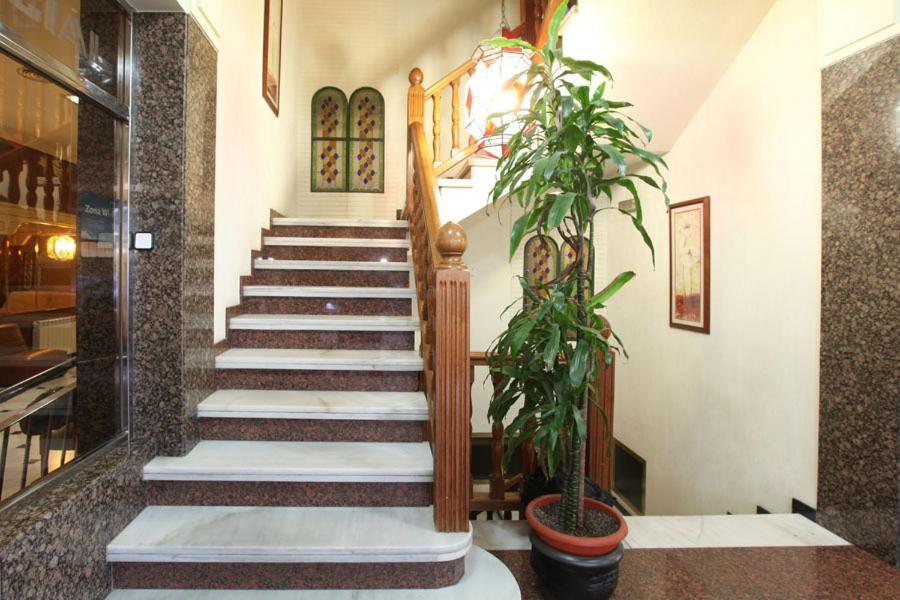 Hotel El Cisne Kordoba Zewnętrze zdjęcie